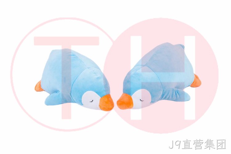利用毛绒玩具模仿社会百态